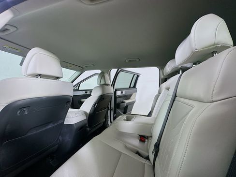 Used 2026 Hyundai Santa Fe SEL FWD image 13