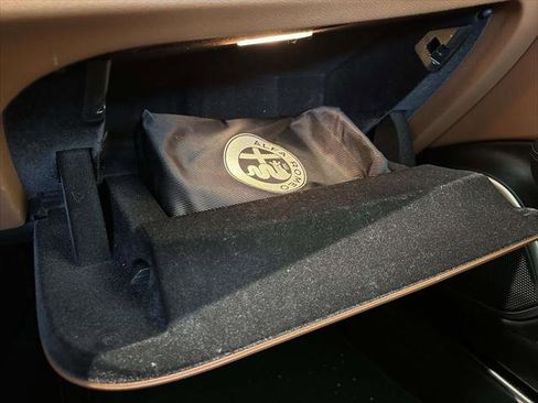 Used 2019 Alfa Romeo Giulia Ti image 27