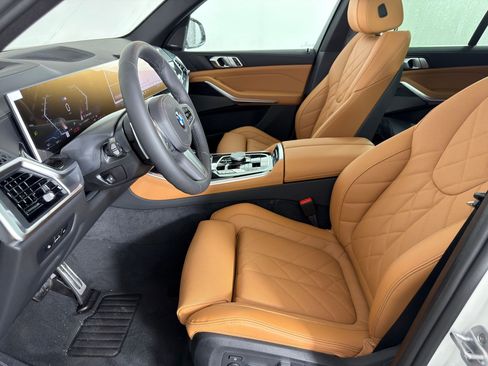New 2026 BMW X5 sDrive40i w/ M Sport Package image 5