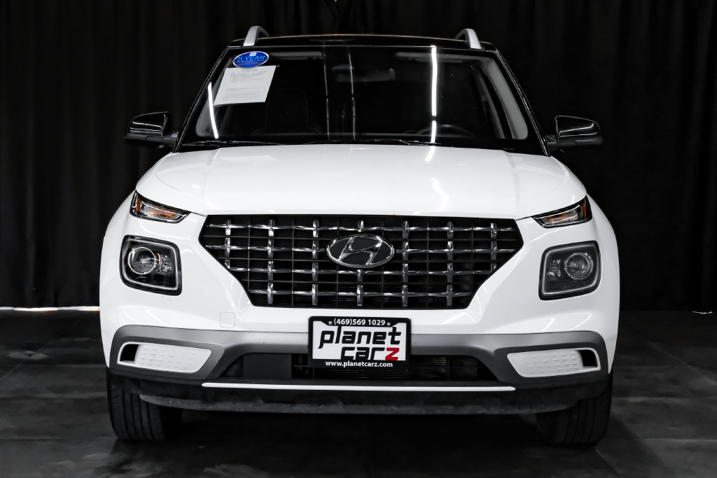Used 2025 Hyundai Venue Limited FWD image 5