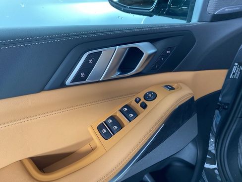 New 2026 BMW X5 xDrive40i w/ M Sport Package image 9
