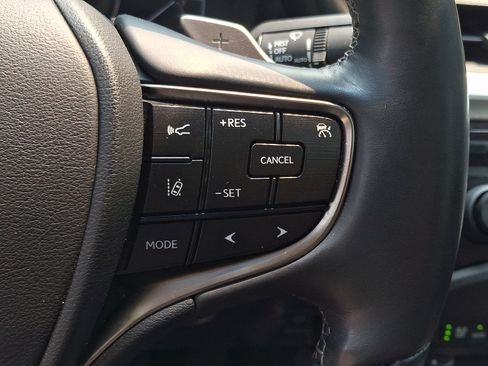 Used 2020 Lexus ES 300h w/ Premium Package FWD image 24