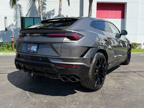 Used 2024 Lamborghini Urus S image 18