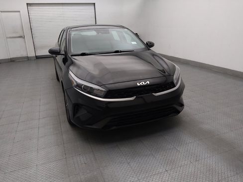 Used 2023 Kia Forte LXS FWD image 14