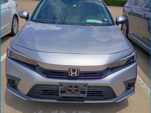 Used 2024 Honda Civic LX image 1