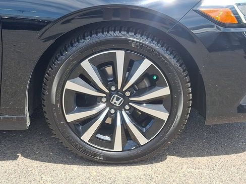 Used 2022 Honda Civic EX image 8