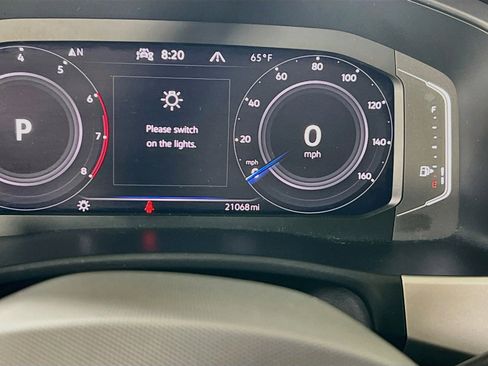 Used 2023 Volkswagen Atlas Cross Sport SE image 12