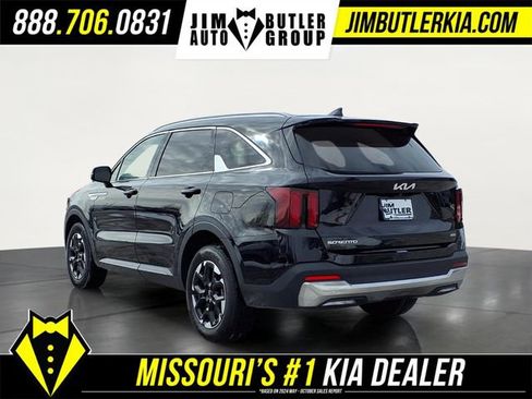 Used 2024 Kia Sorento S image 26