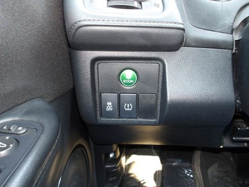 Used 2017 Honda HR-V LX image 20