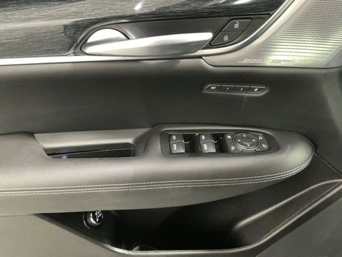 Used 2023 Cadillac XT5 Premium Luxury image 23