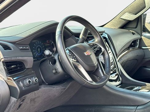 Used 2018 Cadillac Escalade Platinum image 10