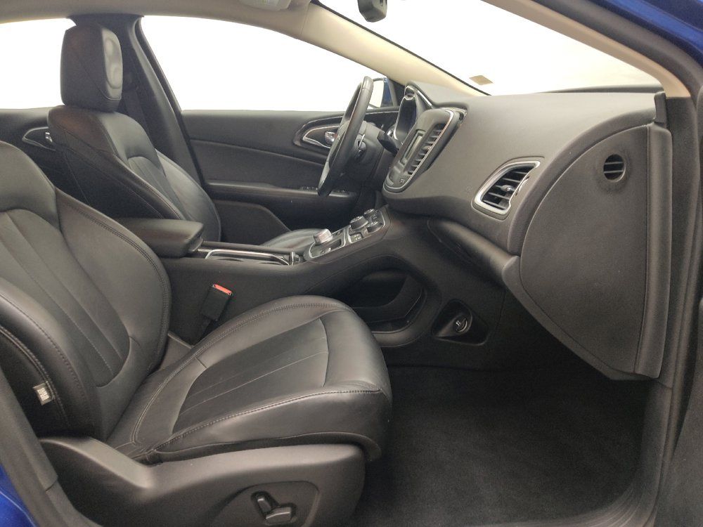 Used 2015 Chrysler 200 C FWD image 21
