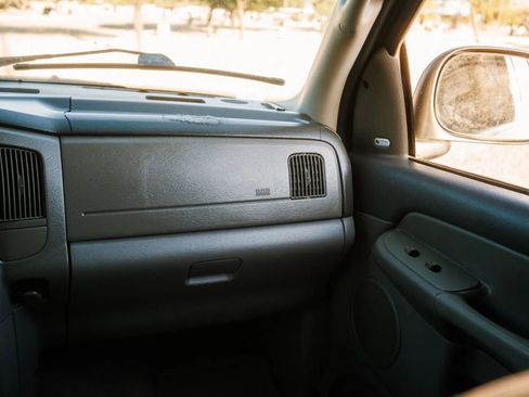 Used 2004 Dodge Ram 2500 Truck SLT w/ Trailer Tow Group image 19