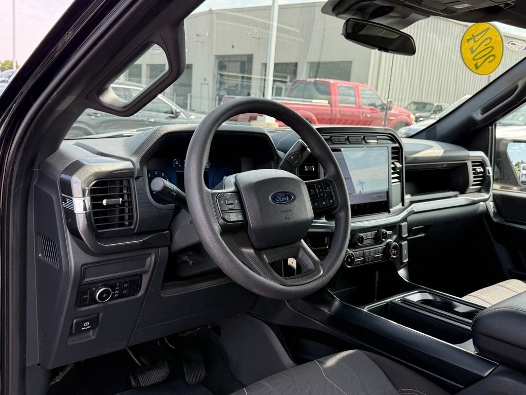 Used 2024 Ford F150 STX AWD/4WD image 3