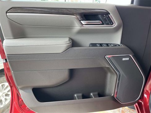 New 2026 Chevrolet Silverado 1500 LTZ w/ Z71 Off-Road Package image 21