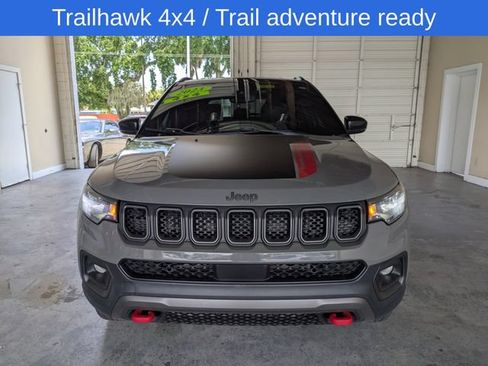 Used 2023 Jeep Compass Trailhawk AWD/4WD image 9
