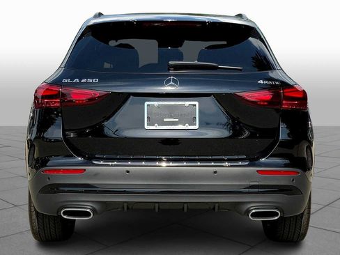 Certified 2026 Mercedes-Benz GLA 250 4MATIC image 4