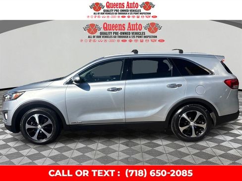 Used 2018 Kia Sorento EX AWD/4WD image 3