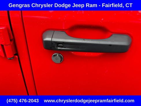Certified 2025 Jeep Wrangler Unlimited Sahara AWD/4WD image 16