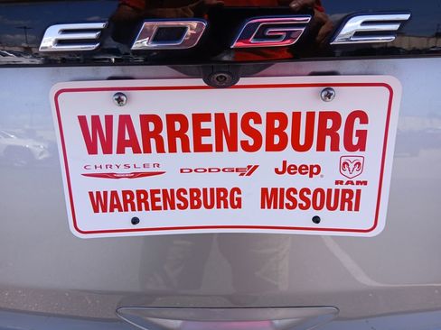 Used 2023 Ford Edge SEL image 26