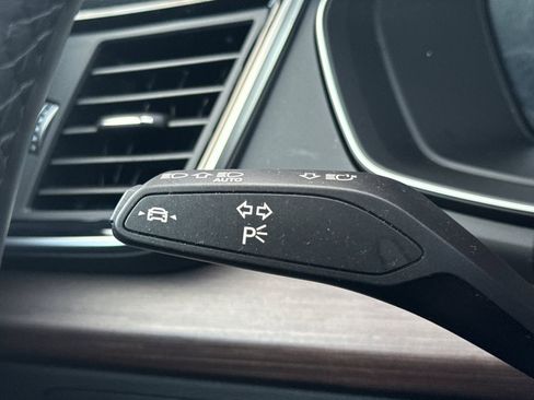 Used 2023 Audi Q5 2.0T Premium Plus image 31