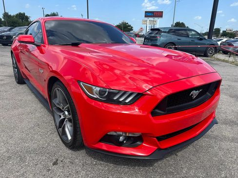 Used 2017 Ford Mustang GT Premium RWD image 23