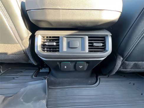 Used 2025 Ford F150 Lariat w/ Equipment Group 501A Mid image 36