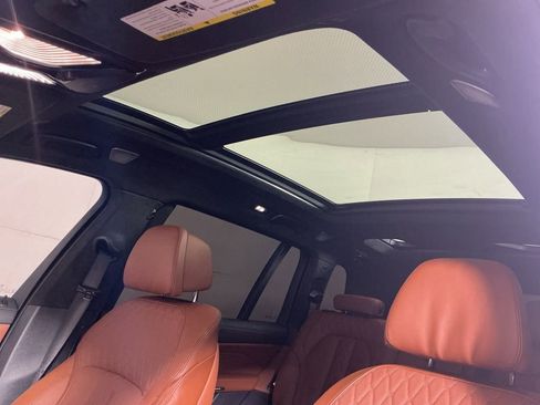 Certified 2025 BMW X7 M60i image 23