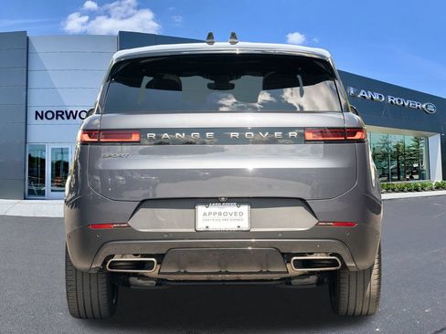 Used 2024 Land Rover Range Rover Sport SE AWD/4WD image 5