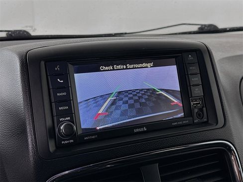 Used 2017 Dodge Grand Caravan GT image 17