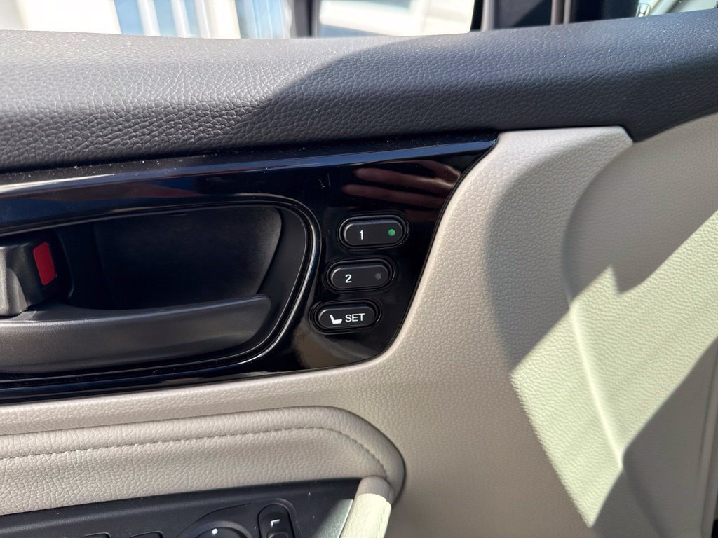 Certified 2026 Honda Odyssey Touring image 10