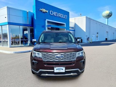 Used 2018 Ford Explorer Platinum AWD/4WD image 8