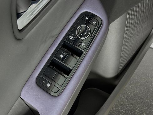 New 2026 Nissan Leaf Platinum+ FWD image 20