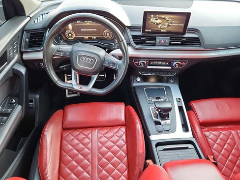 Used 2020 Audi SQ5 Premium Plus w/ Premium Plus Package image 11
