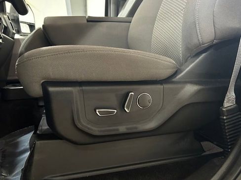 Used 2018 Ford F150 XLT w/ Equipment Group 302A Luxury RWD image 32