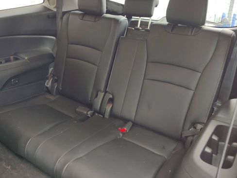 Used 2021 Honda Pilot Touring image 27