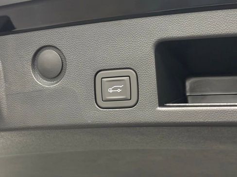 New 2026 GMC Terrain Denali AWD/4WD image 13