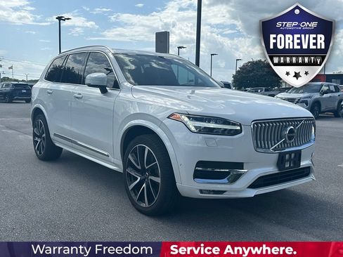 Used 2024 Volvo XC90 B6 Plus w/ Protection Package Premier AWD/4WD image 8