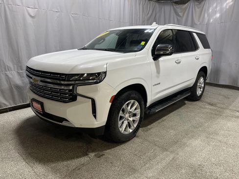 Used 2023 Chevrolet Tahoe Premier AWD/4WD image 2