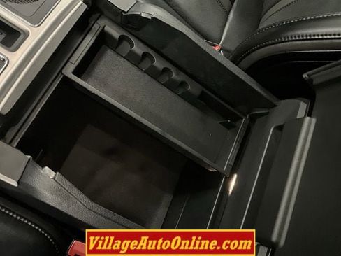 Used 2019 Ford F150 Platinum w/ Equipment Group 701A Luxury image 34