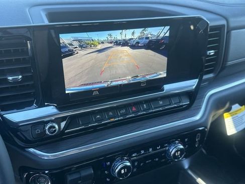 New 2026 GMC Sierra 1500 SLT w/ SLT Premium Package AWD/4WD image 15