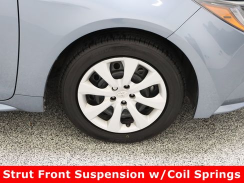 Used 2024 Toyota Corolla LE image 5