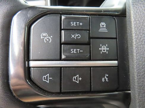 Used 2025 Ford F250 Platinum AWD/4WD image 52