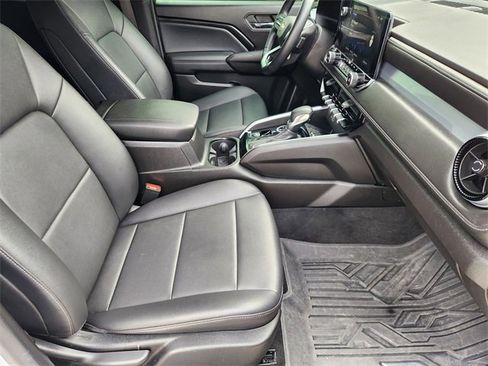 Used 2024 Chevrolet Colorado LT w/ LT Convenience Package III image 14