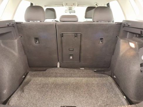 Used 2022 Volkswagen Taos S image 23