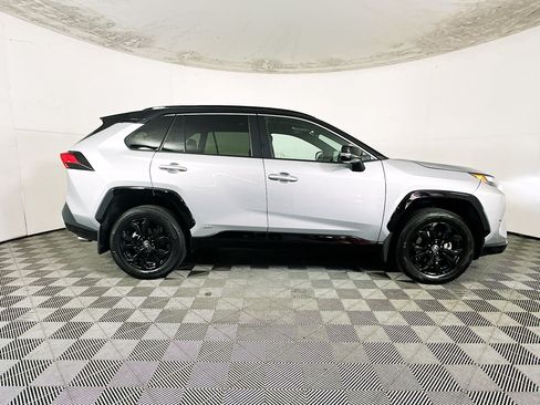 Used 2024 Toyota RAV4 XSE AWD/4WD image 2