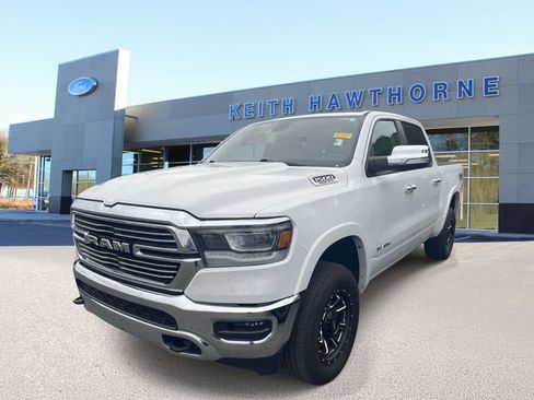 Used 2020 RAM 1500 Laramie w/ Off Road Group AWD/4WD image 3