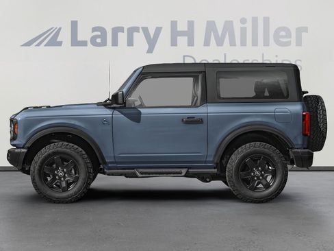 Used 2024 Ford Bronco Black Diamond AWD/4WD image 3
