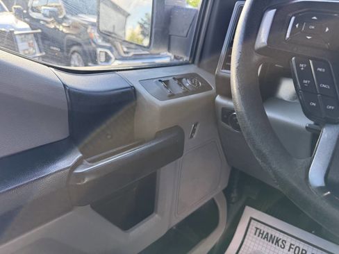 Used 2016 Ford F150 XL w/ Equipment Group 101A Mid AWD/4WD image 25