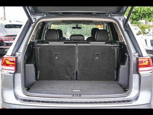 Used 2022 Volkswagen Atlas SE w/ Panoramic Sunroof Package AWD/4WD image 29